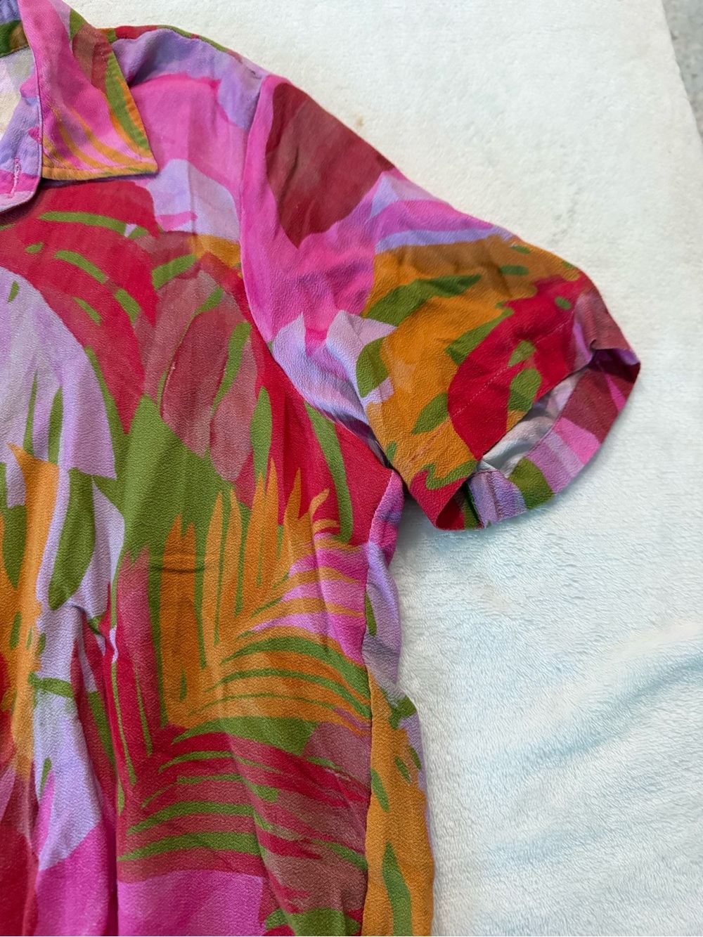 Farm Rio Women’s Medium Colorful Tropical Button Blouse D73 - Picture 3 of 6